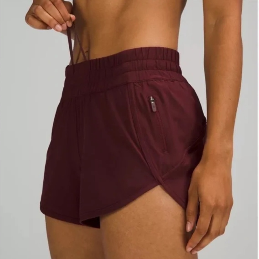 Lululemon Tracker Low-Rise Lined Short 4" Maroon